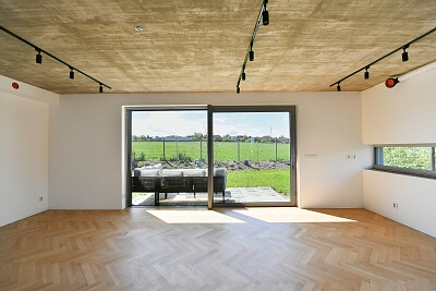 Racková, Jesenice - Praha-západ | Sale, Apartment Three-bedroom (4+kk), 131 m²