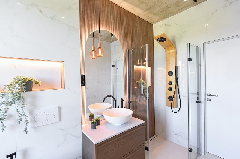 Racková, Jesenice - Praha-západ | Sale, Apartment Three-bedroom (4+kk), 131 m²