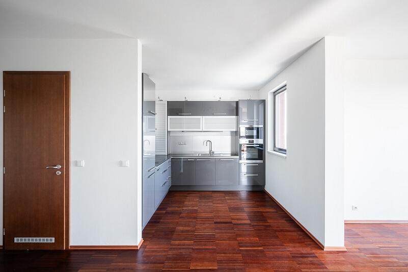 Jeremiášova, Stodůlky - Prague 5 | Sale, Apartment Three-bedroom (4+kk), 124 m²