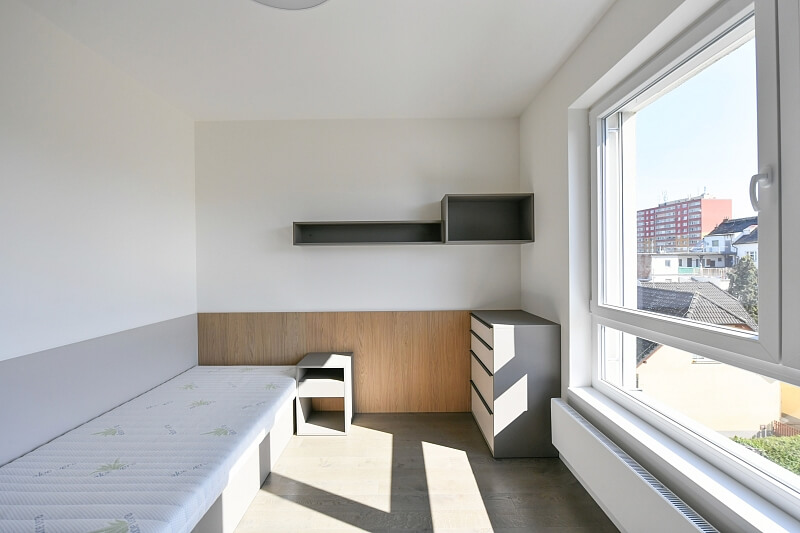 Kolmanova, Modřany - Praha 4 | Pronájem, Byt 4+kk, 106 m²