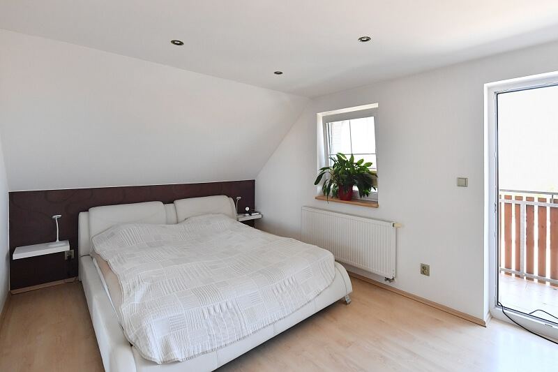 Modřínová, Postřižín - Mělník | Prodej, Rodinný dům 5+kk, 214 m²