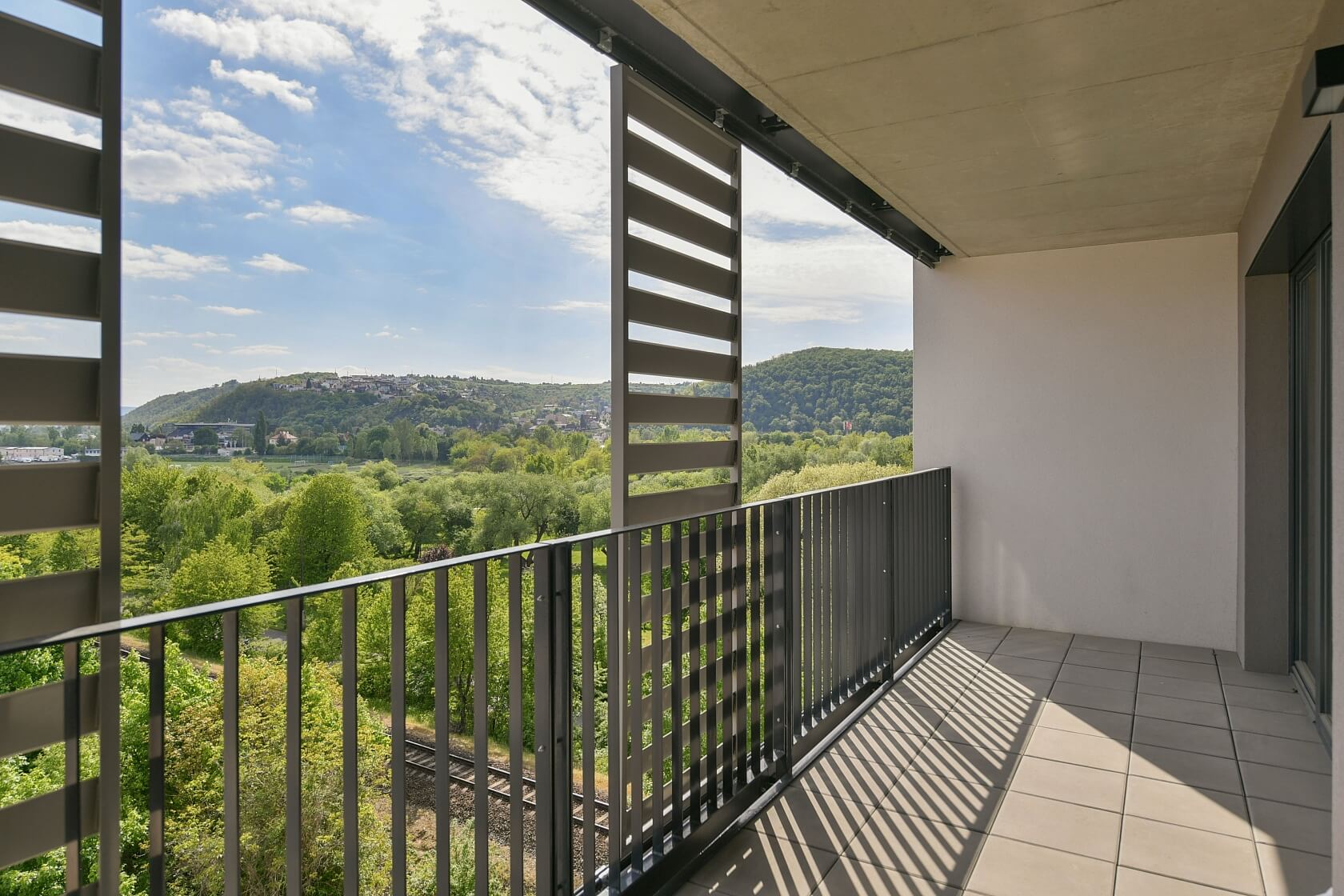 Mezi vodami, Modřany - Prague 4 | Rent, Apartment Two-bedroom (3+kk), 106 m²