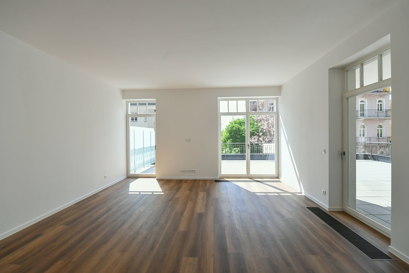 Zeyerova, Mariánské Lázně - Cheb | Sale, Apartment One-bedroom (2+kk), 183 m²