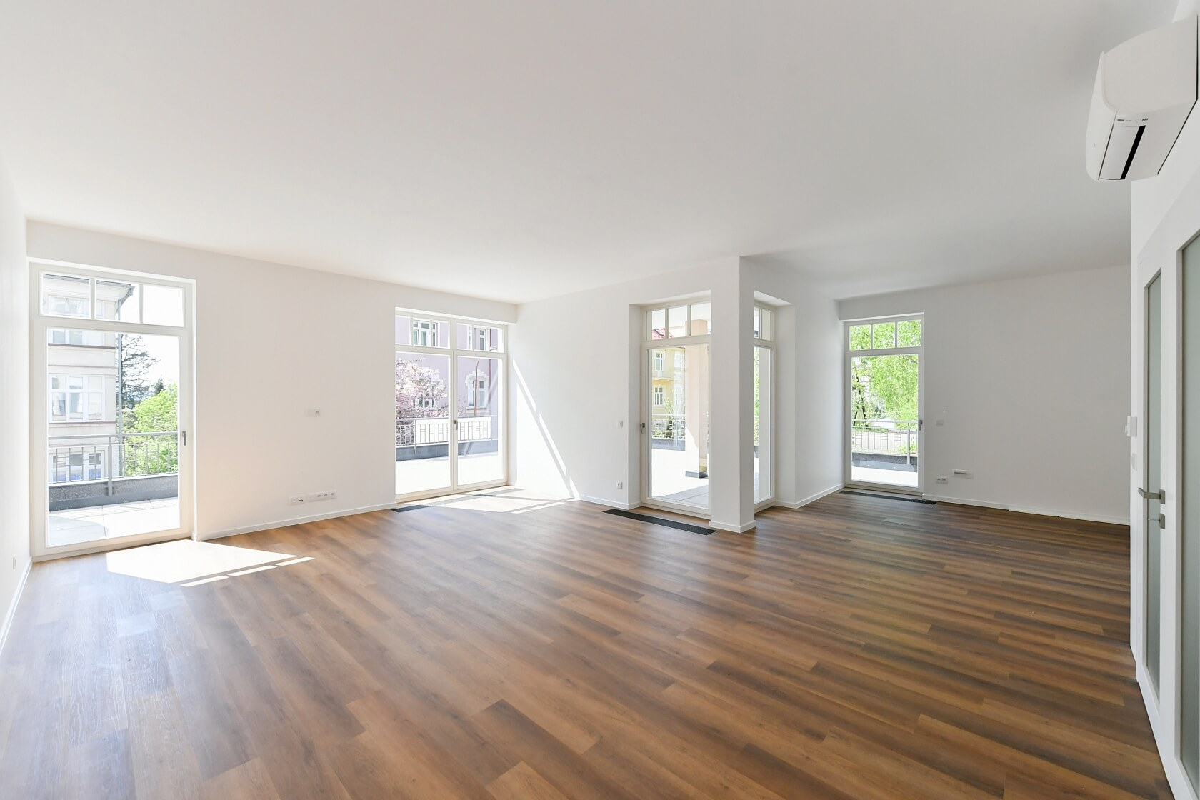 Zeyerova, Mariánské Lázně - Cheb | Sale, Apartment One-bedroom (2+kk), 183 m²