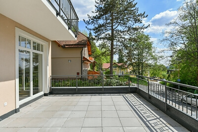 Zeyerova, Mariánské Lázně - Cheb | Sale, Apartment One-bedroom (2+kk), 122 m²