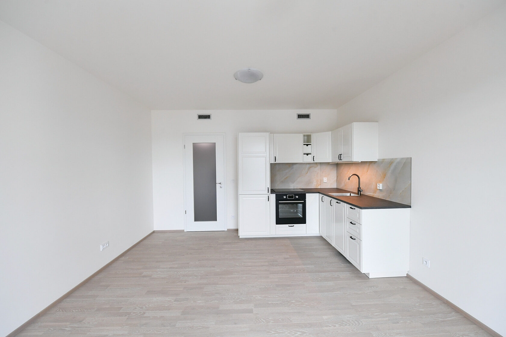 Mezi Vodami, Modřany - Praha 4 | Pronájem, Byt 1+kk, 40 m²