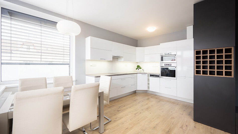 P. Bezruče, Valtice - Břeclav | Sale, Apartment One-bedroom (2+kk), 76 m²