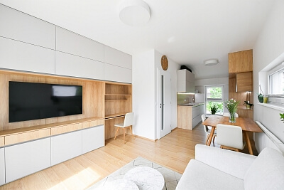 Mezilehlá, Hrdlořezy - Prague 9 | Sale, Apartment Two-bedroom (3+kk), 74 m²