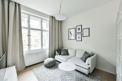 Lucemburská, Vinohrady - Praha 3 | Pronájem, Byt 2+kk, 50 m²