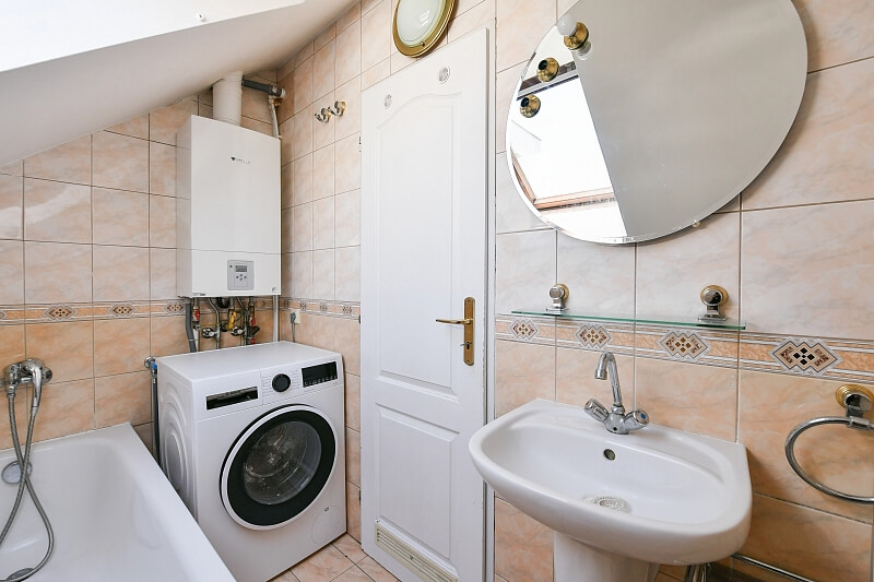 Kubišova, Libeň - Prague 8 | Sale, Apartment Three-bedroom (4+kk), 79 m²