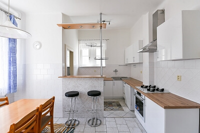 Nad Šárkou, Dejvice - Prague 6 | Rent, Apartment Three-bedroom (4+1), 150 m²