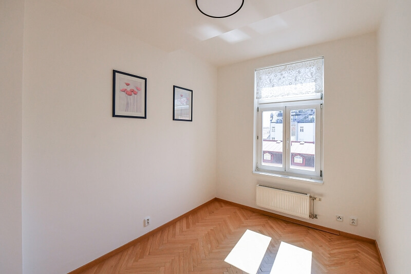 Jana Masaryka, Vinohrady - Prague 2 | Rent, Apartment Two-bedroom (3+kk), 64 m²