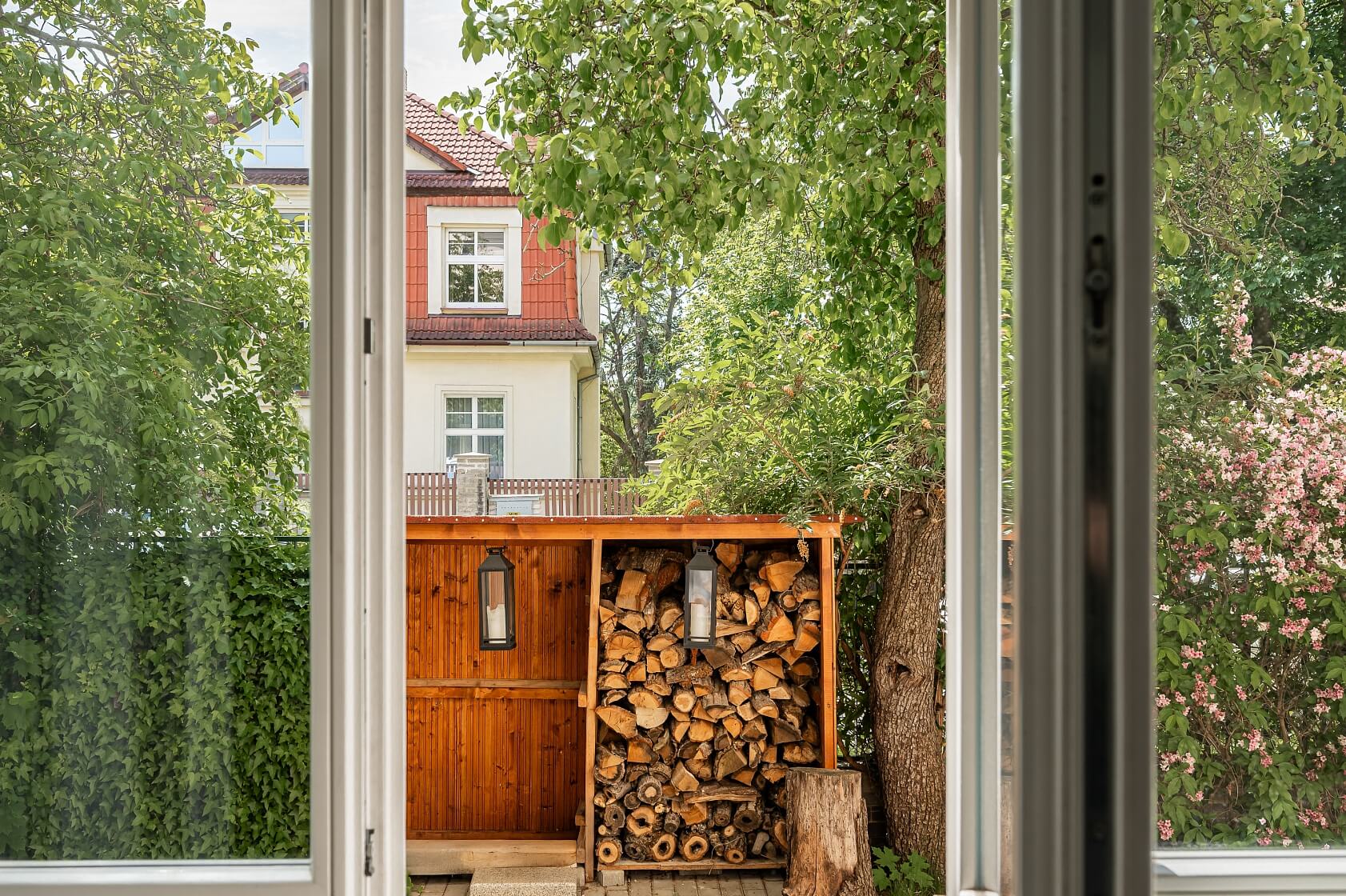 U Pernikářky, Smíchov - Prague 5 | Rent, Apartment Two-bedroom (3+kk), 100 m²