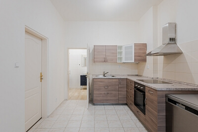Polská, Vinohrady - Praha 2 | Pronájem, Byt 1+1, 47 m²