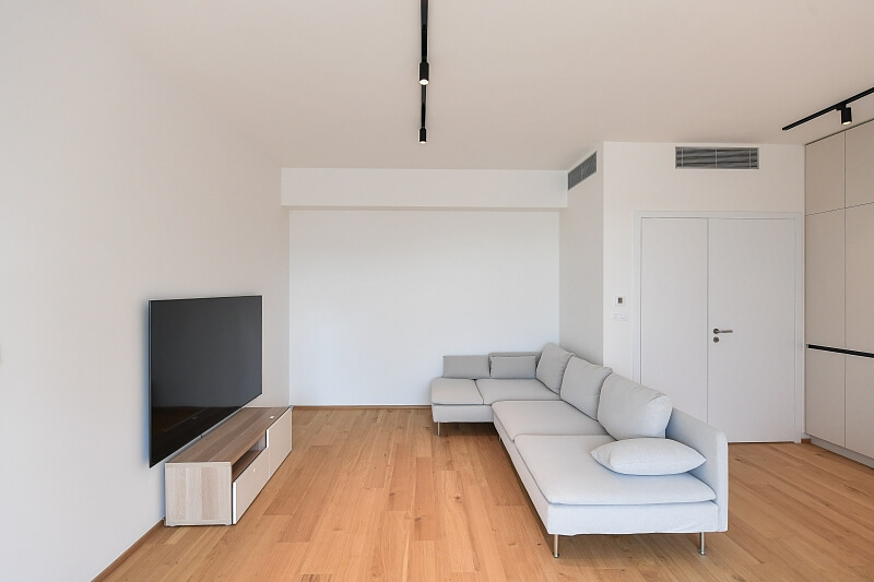 Tetauerova, Žižkov - Prague 3 | Rent, Apartment Three-bedroom (4+kk), 128 m²