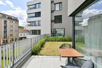 Holečkova, Smíchov - Prague 5 | Rent, Apartment One-bedroom (2+kk), 80 m²