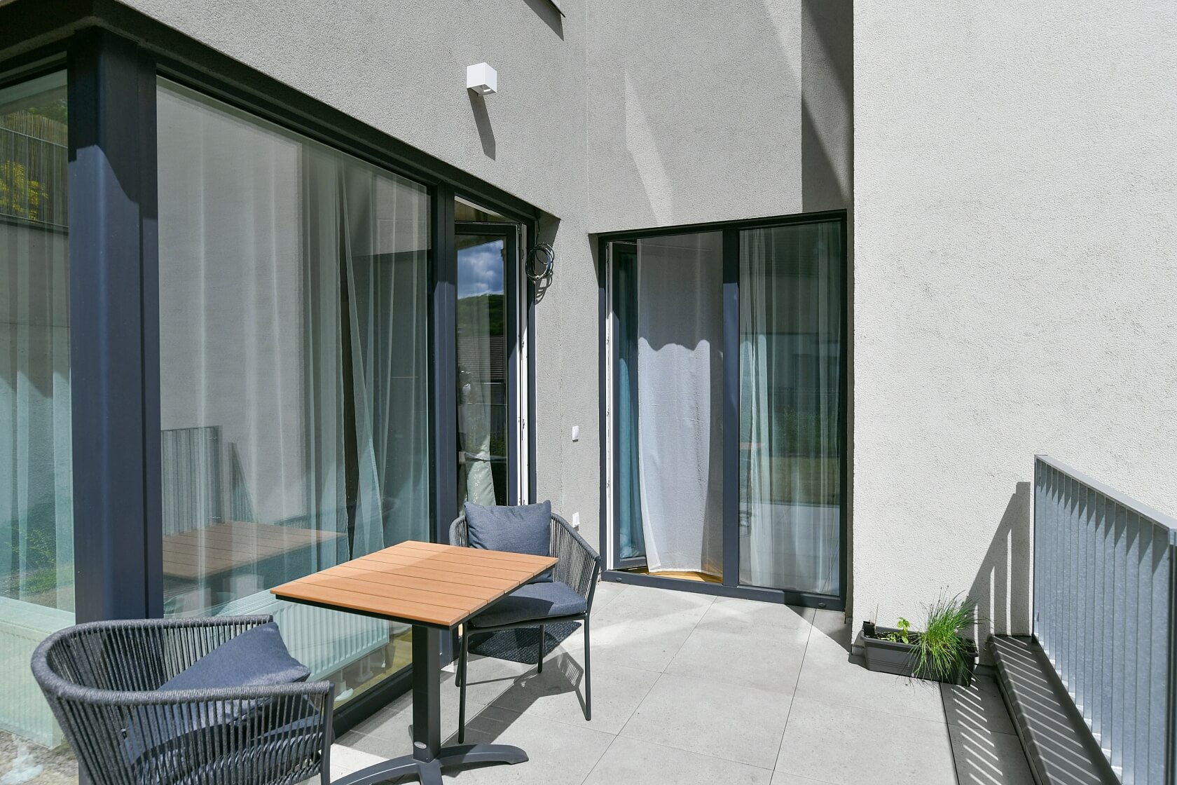 Holečkova, Smíchov - Praha 5 | Pronájem, Byt 2+kk, 80 m²