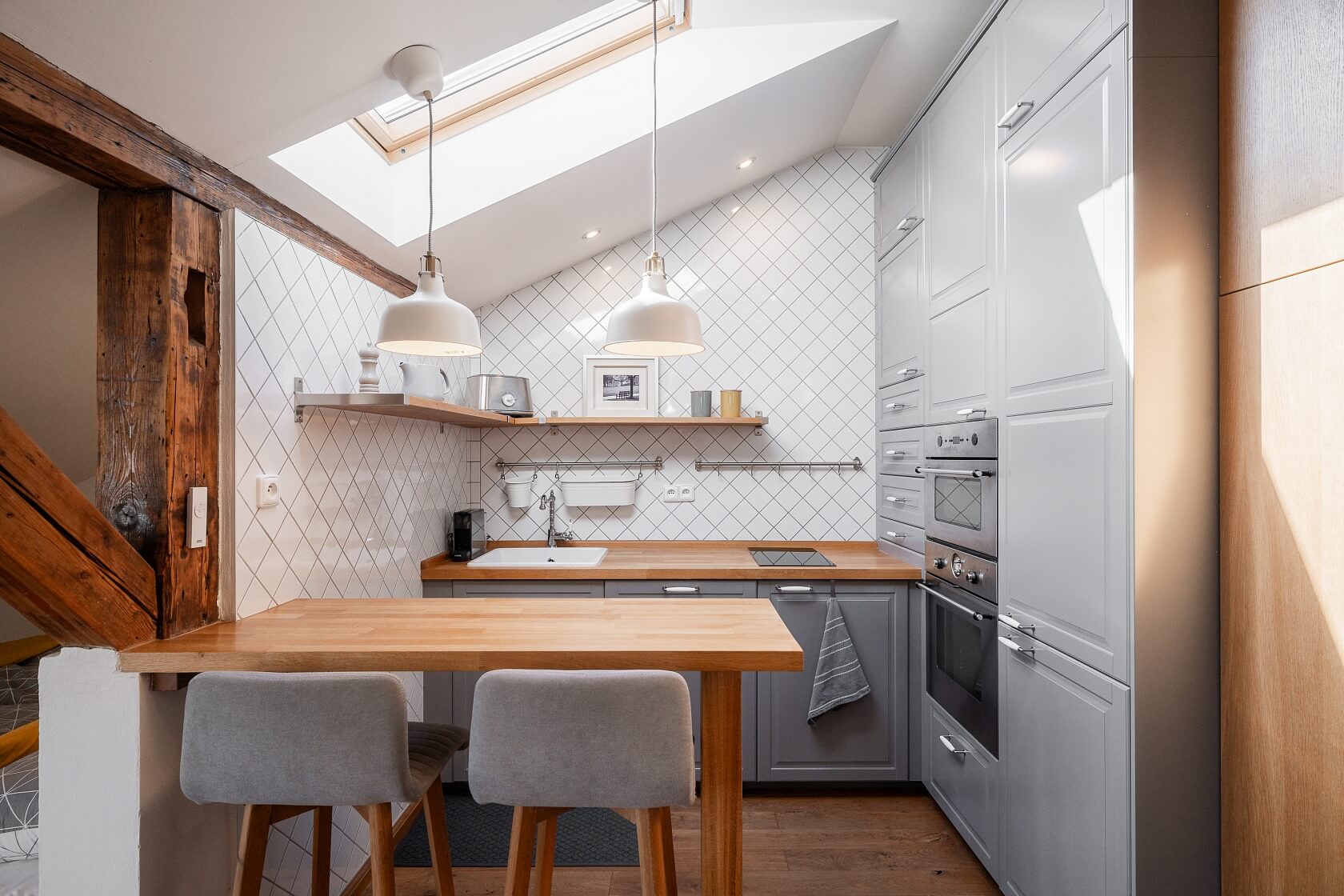 Žitomírská, Vršovice - Praha 10 | Pronájem, Byt 1+kk, 44 m²