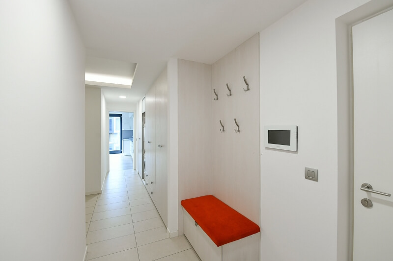 Menclova, Libeň - Prague 8 | Rent, Apartment Two-bedroom (3+kk), 93 m²
