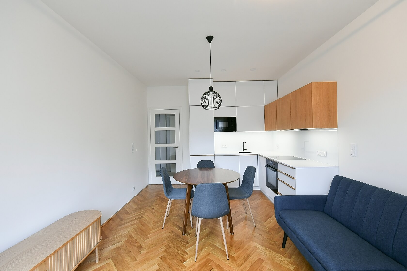 Záhřebská, Vinohrady - Prague 2 | Rent, Apartment One-bedroom (2+kk), 46 m²
