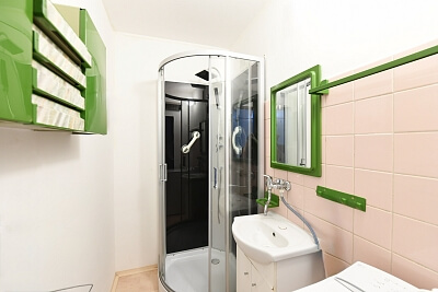 Rajmonova, Kobylisy - Prague 8 | Sale, Apartment One-bedroom (2+1), 43 m²