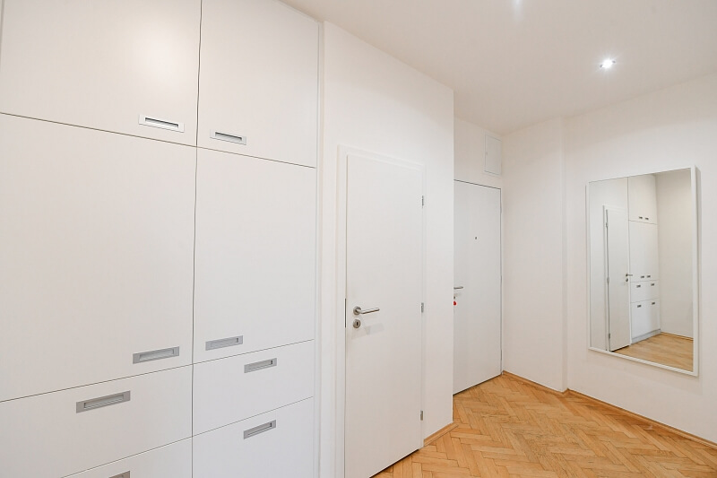 Baranova, Žižkov - Praha 3 | Pronájem, Byt 2+1, 69 m²