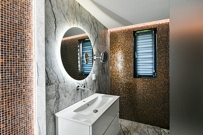 Pražská, Máslovice - Praha-východ | Sale, House Four-bedroom (5+kk), 218 m²