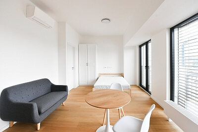 V háji, Holešovice - Prague 7 | Rent, Apartment Studio (1+kk), 35 m²