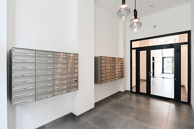 V háji, Holešovice - Prague 7 | Rent, Apartment Studio (1+kk), 35 m²