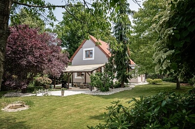 Sad přátelství, Týnec nad Sázavou - Benešov | Sale, House Four-bedroom (5+kk), 250 m²