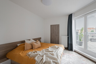 Novgorodská, Vršovice - Praha 10 | Pronájem, Byt 2+kk, 129 m²