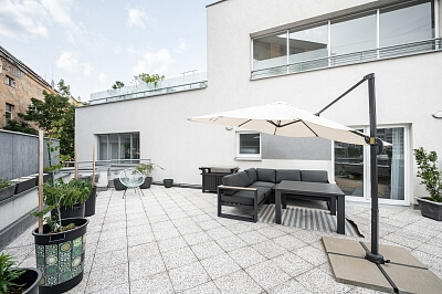 Novgorodská, Vršovice - Praha 10 | Pronájem, Byt 2+kk, 129 m²