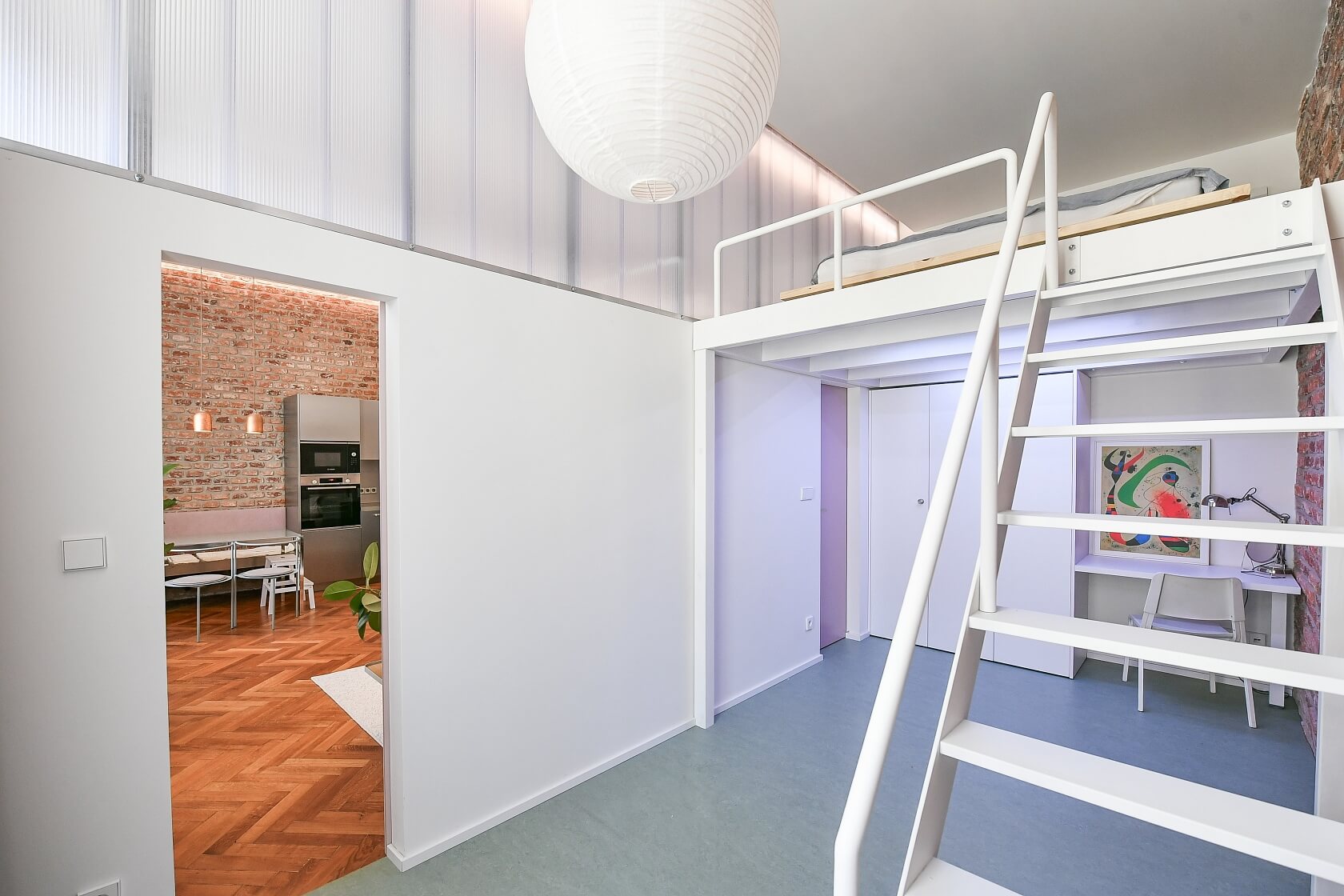 Smíchov - Prague 5 | Sale, Apartment Two-bedroom (3+kk), 65 m²