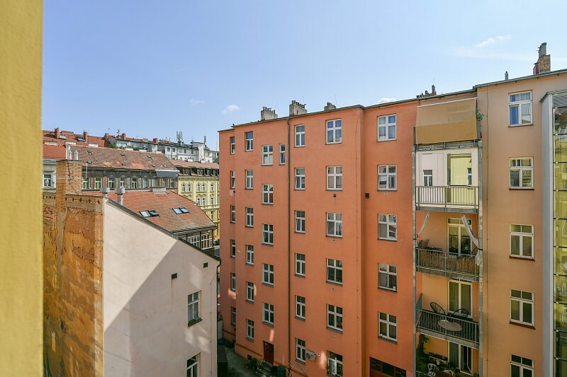 Smíchov - Prague 5 | Sale, Apartment Two-bedroom (3+kk), 65 m²