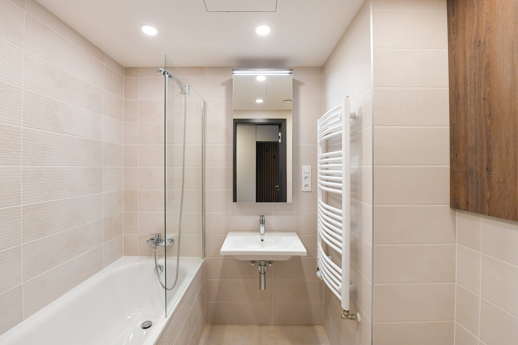 Střídavá, Vysočany - Prague 9 | Rent, Apartment One-bedroom (2+kk), 51 m²