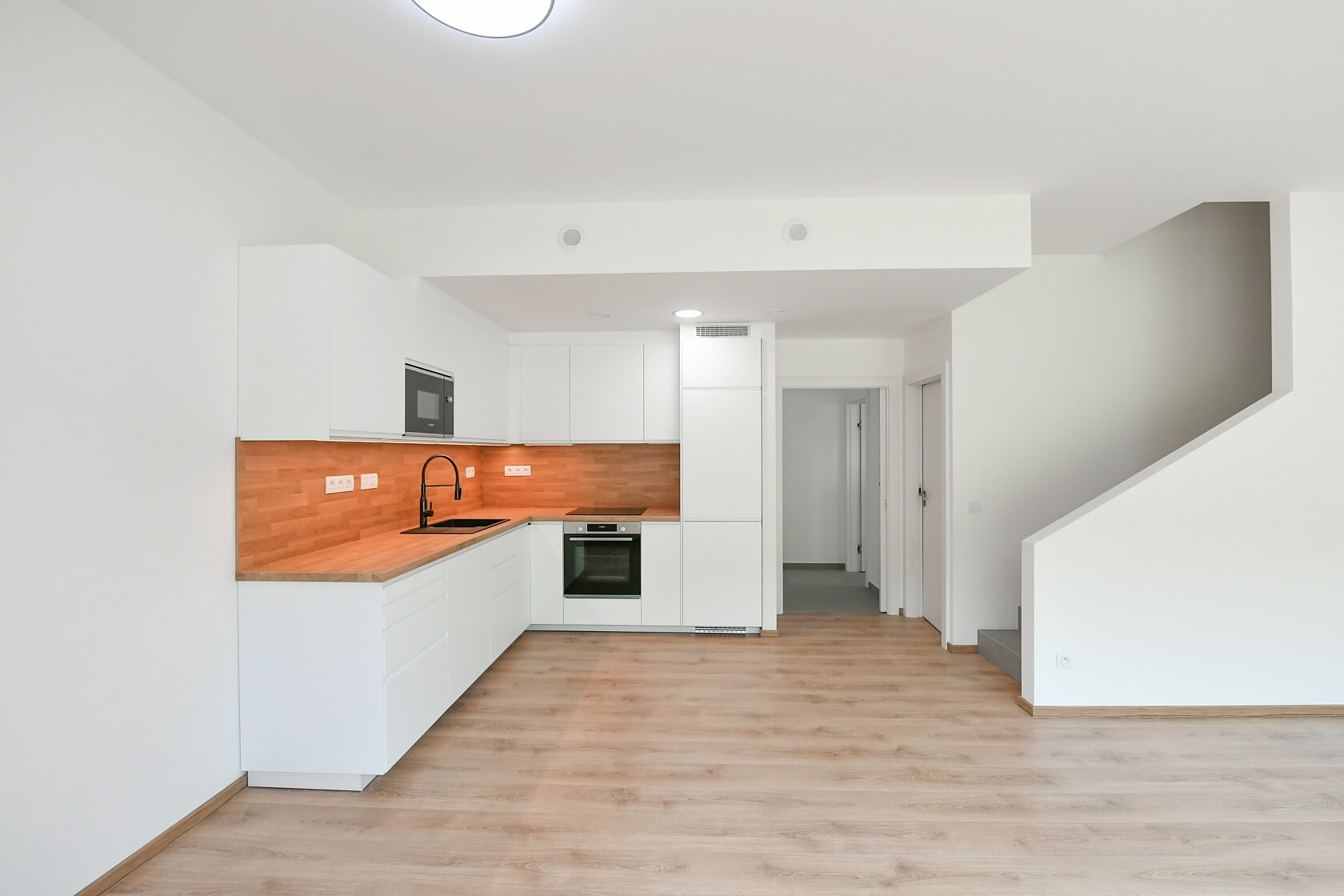 K Jezírku, Herink - Praha-východ | Rent, House Five-bedroom (6+kk), 159 m²