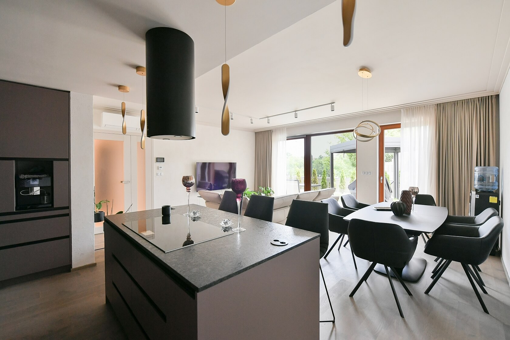 Lučištníků, Radlice - Prague 5 | Sale, Apartment One-bedroom (2+kk), 106 m²
