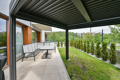 Lučištníků, Radlice - Prague 5 | Sale, Apartment One-bedroom (2+kk), 106 m²