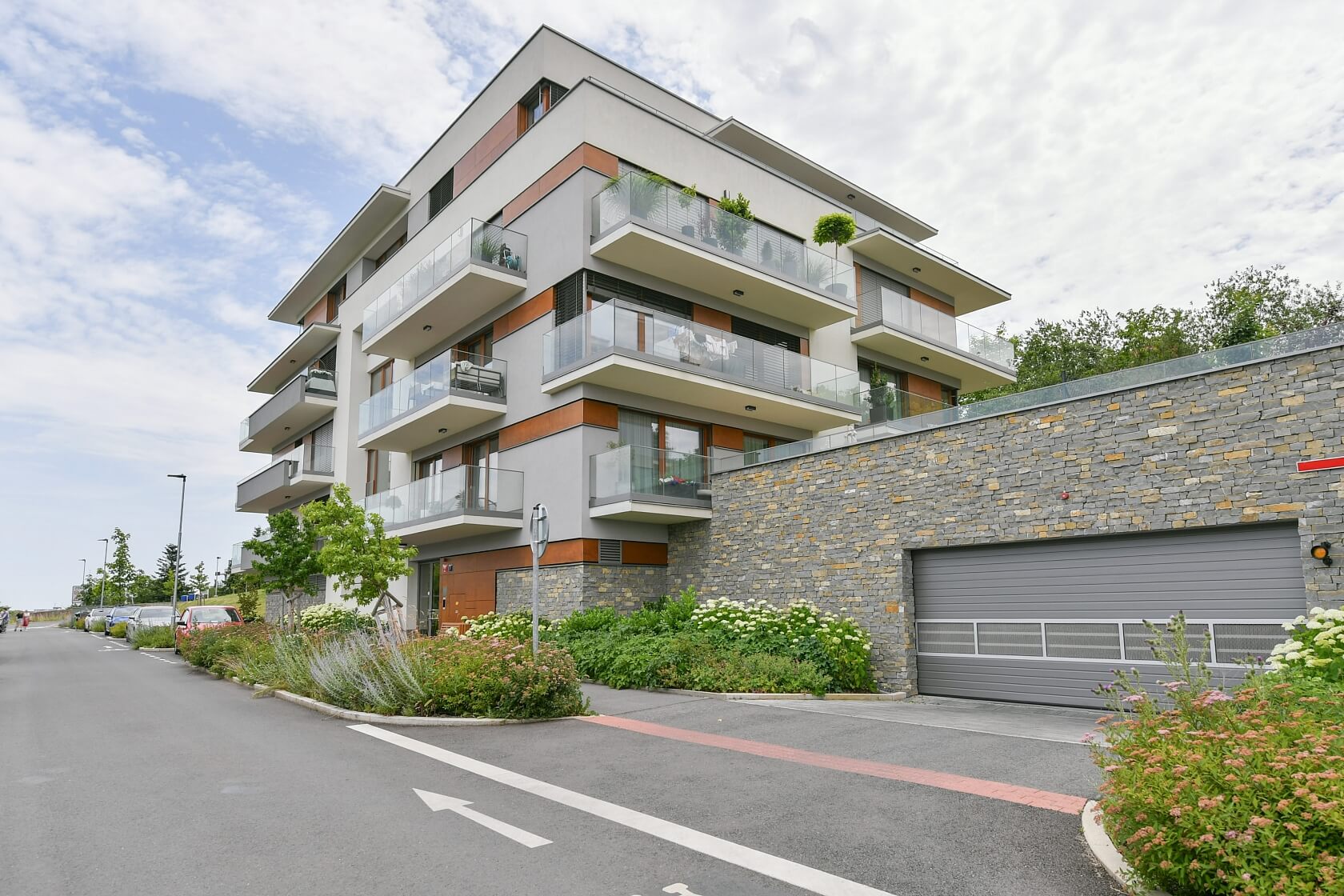 Lučištníků, Radlice - Prague 5 | Sale, Apartment One-bedroom (2+kk), 106 m²