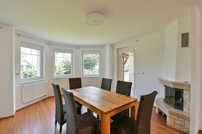 Centrální, Zdiby - Praha-východ | Pronájem, Rodinný dům 5+kk, 300 m²