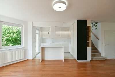 Centrální, Zdiby - Praha-východ | Pronájem, Rodinný dům 5+kk, 300 m²