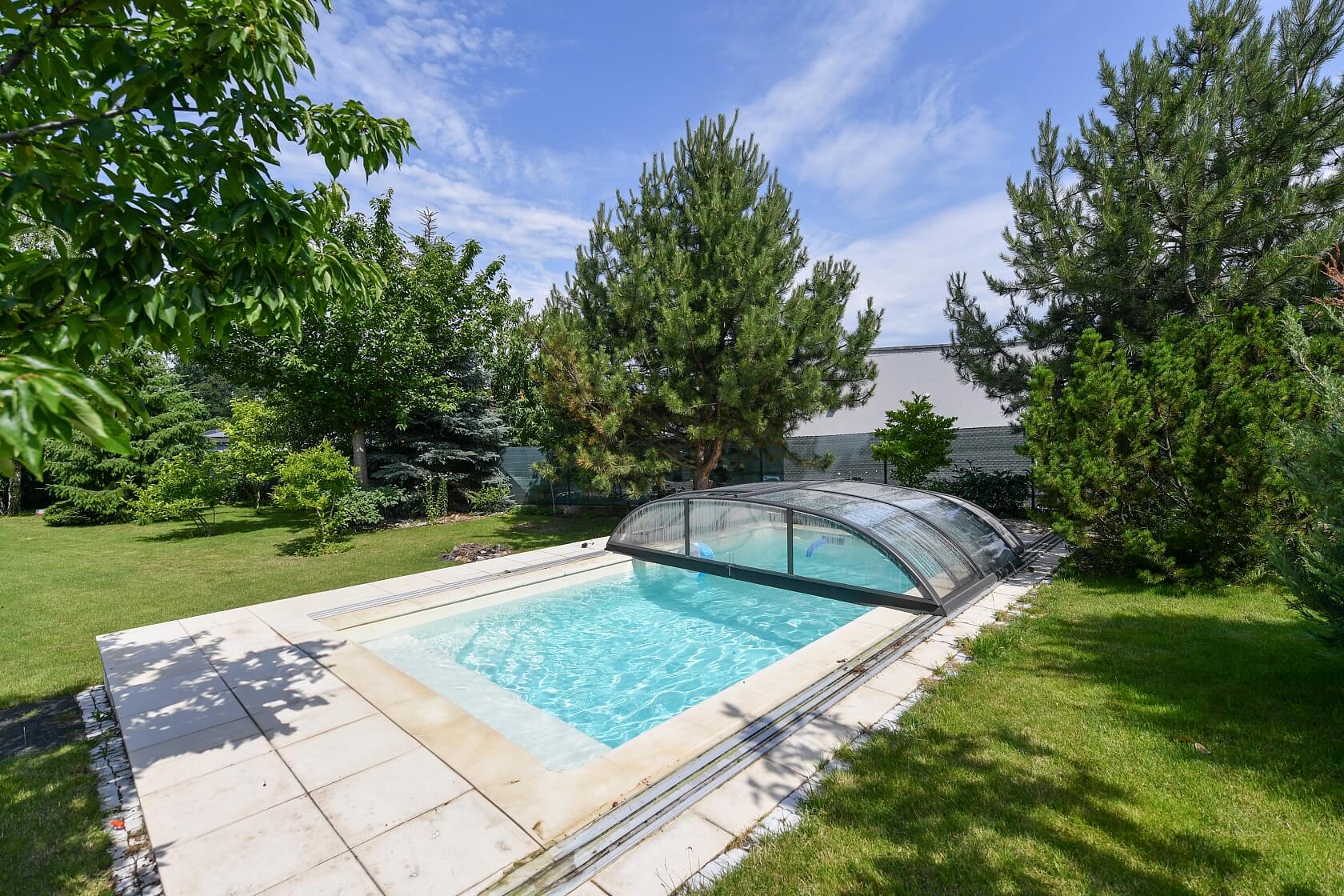 Centrální, Zdiby - Praha-východ | Pronájem, Rodinný dům 5+kk, 300 m²