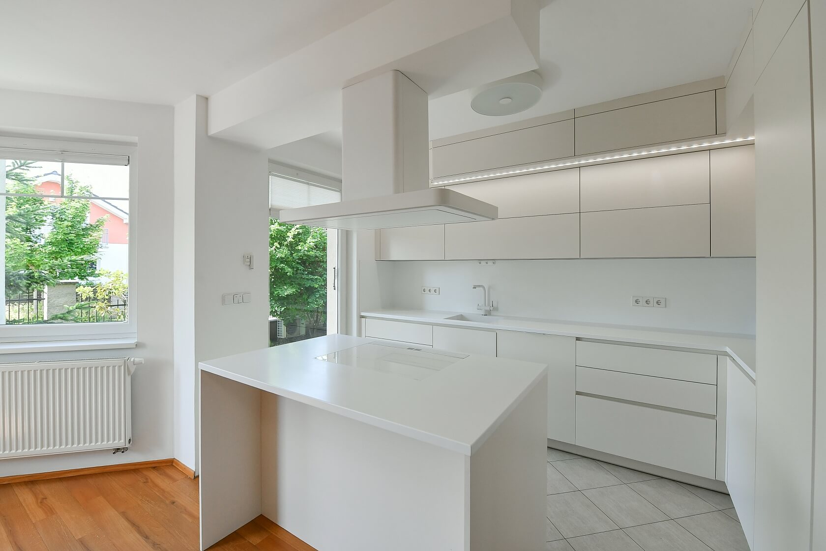 Centrální, Zdiby - Praha-východ | Rent, House Four-bedroom (5+kk), 300 m²