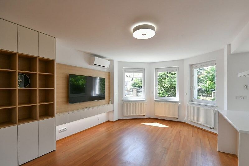 Centrální, Zdiby - Praha-východ | Pronájem, Rodinný dům 5+kk, 300 m²