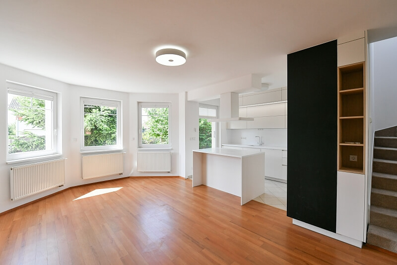 Centrální, Zdiby - Praha-východ | Rent, House Four-bedroom (5+kk), 300 m²