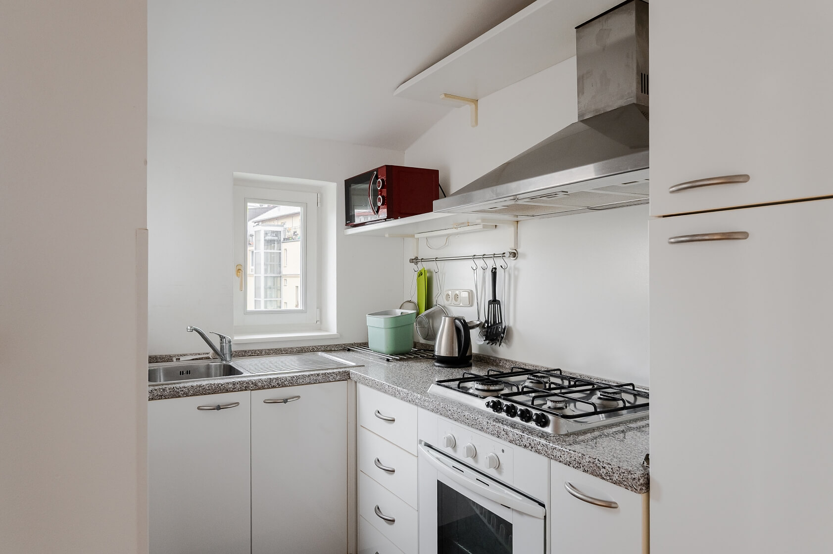 Kamenická, Holešovice - Praha 7 | Pronájem, Byt 2+kk, 79 m²