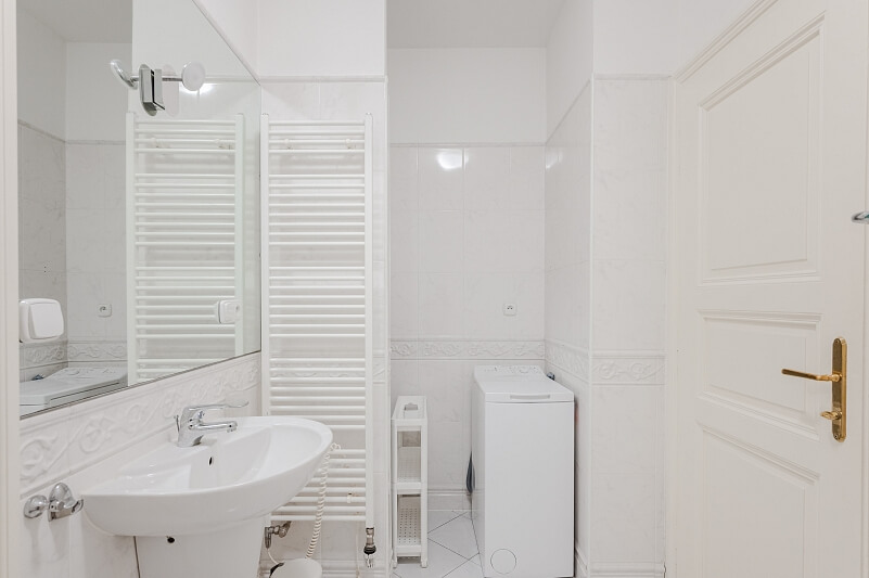 Kamenická, Holešovice - Prague 7 | Rent, Apartment One-bedroom (2+kk), 79 m²