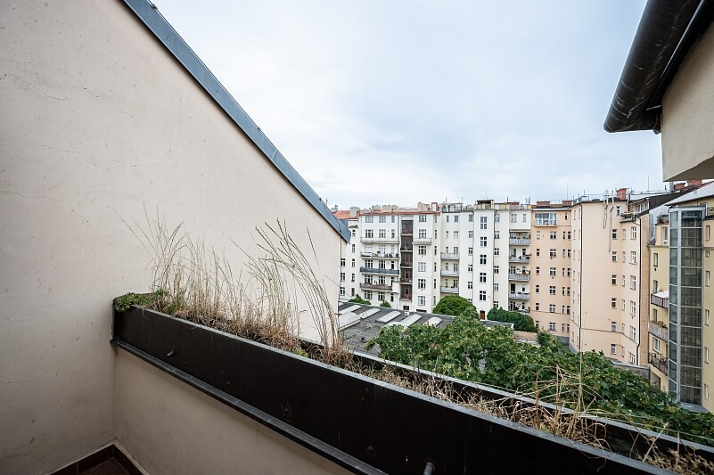 Kamenická, Holešovice - Prague 7 | Rent, Apartment One-bedroom (2+kk), 79 m²
