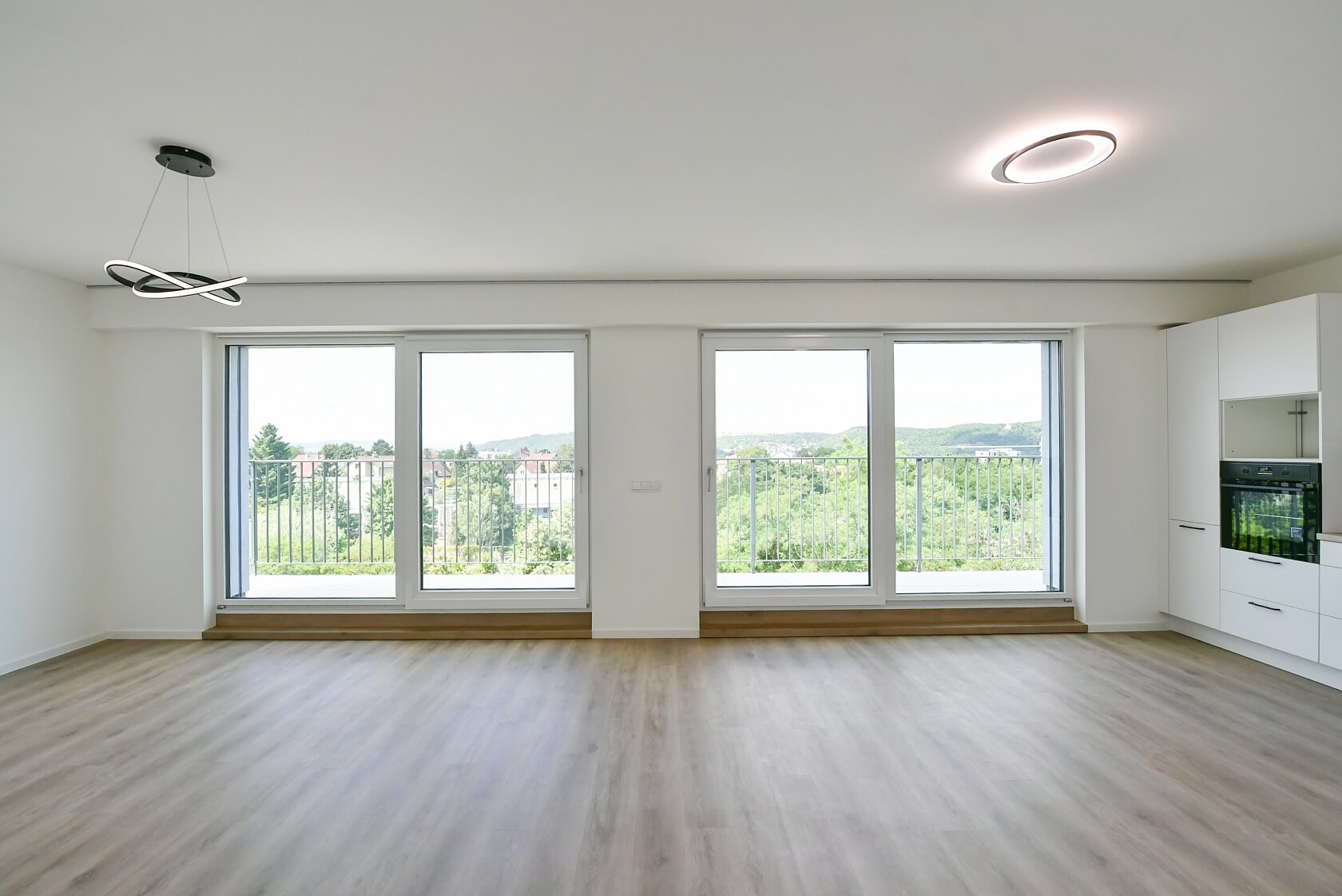 Zátišská, Modřany - Praha 4 | Pronájem, Byt 4+kk, 144 m²