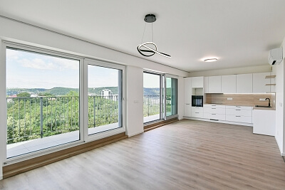 Zátišská, Modřany - Prague 4 | Rent, Apartment Three-bedroom (4+kk), 144 m²